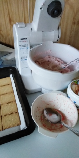 Nepečená jahodovo-tvarohová dobrota (fotorecept)  - obrázok 2