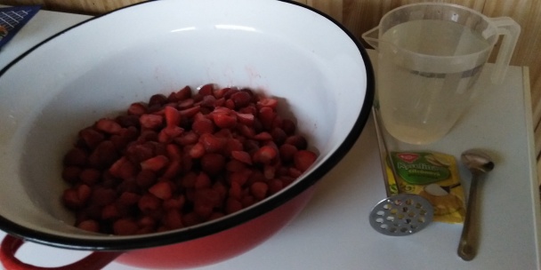 Jahodový sirup (fotorecept) - obrázok 1