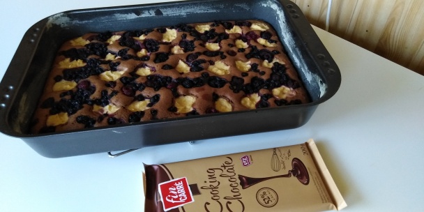 Kakaové kocky s tvarohom a ovocím (fotorecept) - obrázok 3