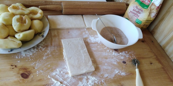 Hruškové taštičky z lístkového cesta (fotorecept) - obrázok 2