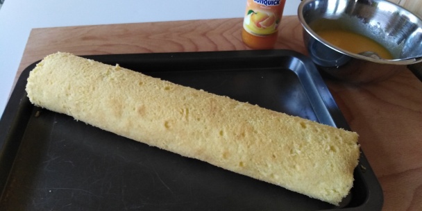 Roláda so sunquickovou (pomarančovou) polevou (fotorecept) - obrázok 7