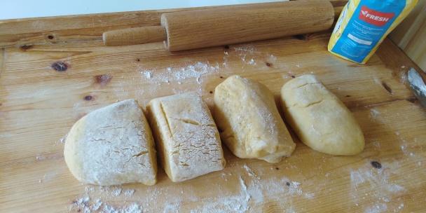 Francúzsky medový krémeš s karamelovou plnkou (fotorecept)  - obrázok 1