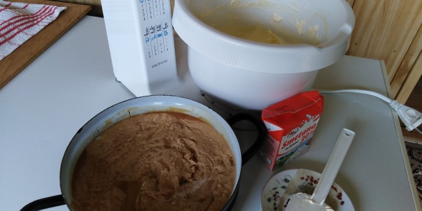 Francúzsky medový krémeš s karamelovou plnkou (fotorecept)  - obrázok 4