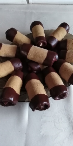 Francúzsky medový krémeš s karamelovou plnkou (fotorecept)  - obrázok 7