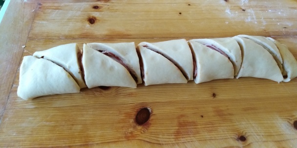 Smotanové trojuholníky bez kysnutia (fotorecept) - obrázok 5