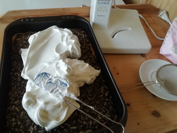 Makovo-jablkový zákusok s penou (fotorecept) - obrázok 7