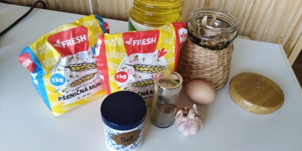 Hubová polievka s haluškami - obrázok 1