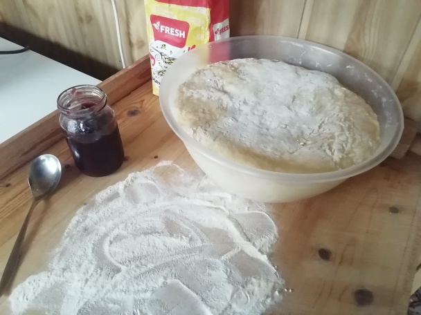 Hrnčekové pečené buchty s lekvárom (fotorecept)  - obrázok 1