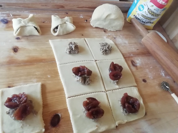 Šatôčky z kyslej smotany dvoch chutí (fotorecept) - obrázok 4