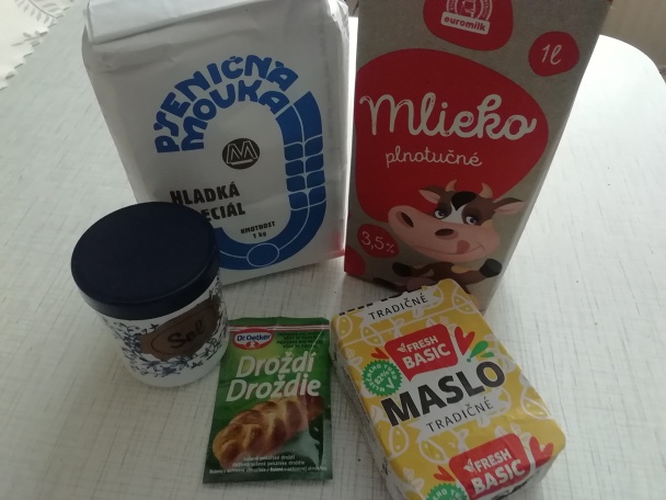 Kysnuté bochníky plnené šunkou (fotorecept)  - obrázok 2