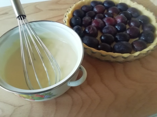 Slivkový koláč s pudingom (fotorecept) - obrázok 4