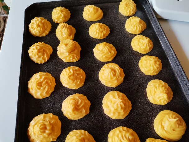 Guľky z odpaľovaného cesta (fotorecept) - obrázok 4