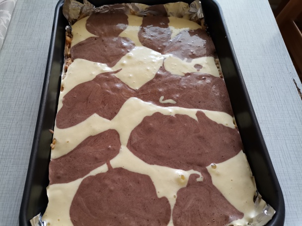 Obrátený jablkový zákusok s karamelovou šľahačkou (fotorecept) - obrázok 4