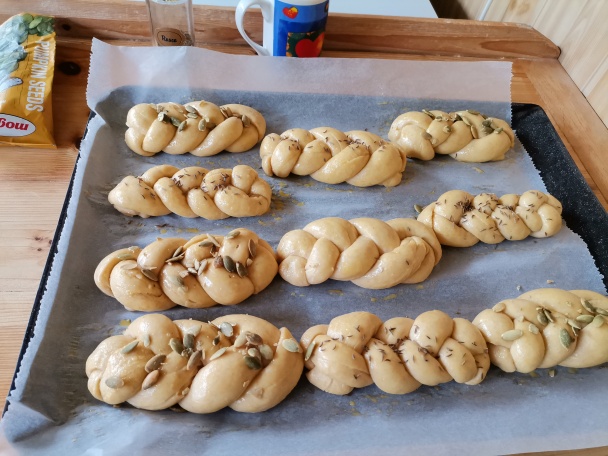 Kváskové pletenky (fotorecept)  - obrázok 6