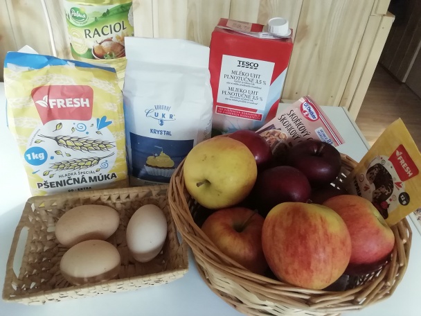 Jemný jablkový koláč bez miesenia (fotorecept)  - obrázok 1