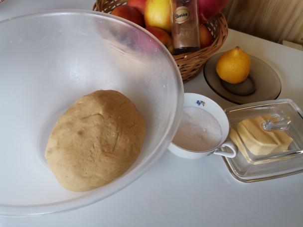 Krehký jablkový koláč (fotorecept) - obrázok 2