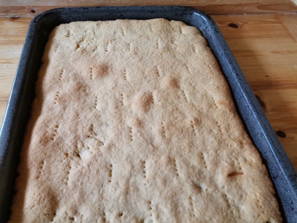 Jednoduchý jablkovo-orechový koláč (fotorecept) - obrázok 6