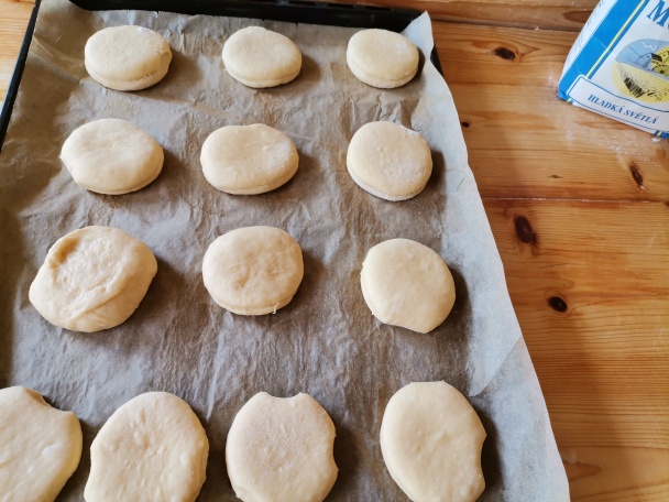 Plnené pečené šišky (fotorecept) - obrázok 5