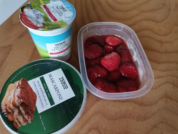 Jahodové makrónky (fotorecept) - obrázok 7