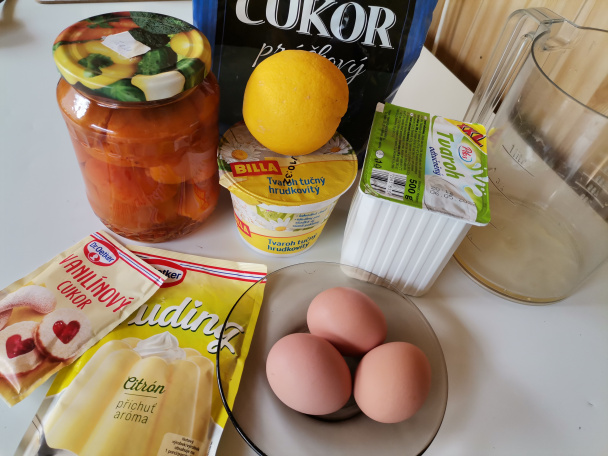 Hrnčekový tvarohovo-marhuľový strúhaný koláč (fotorecept) - obrázok 3