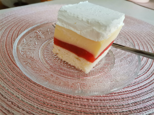 Jahodová kocka z bielkov (fotorecept) - obrázok 12