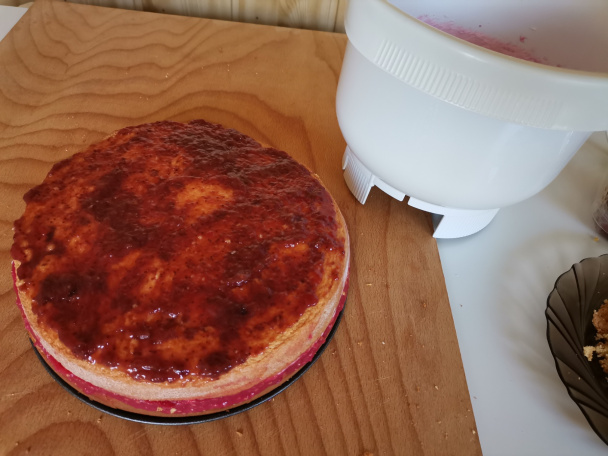 Jednoduchá malinovo-tvarohová torta (fotorecept)  - obrázok 6