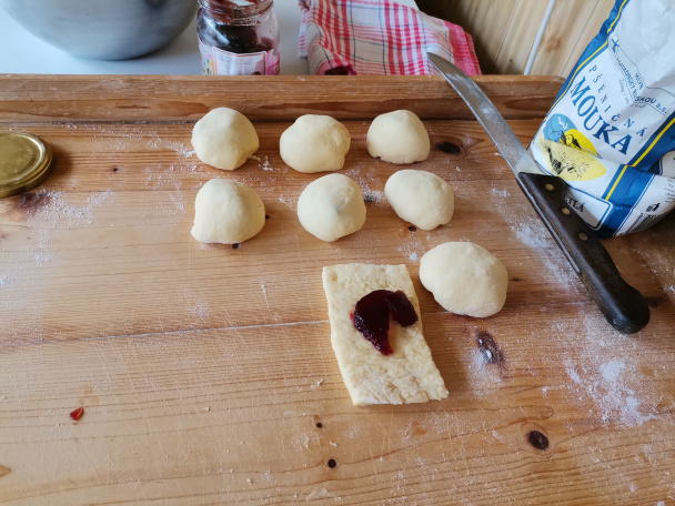 Kysnutý jablkový koláč zo sušeného mlieka (fotorecept) - obrázok 4