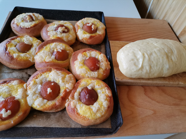 Tvarohové koláče s marhuľami a mrveničkou (fotorecept) - obrázok 6