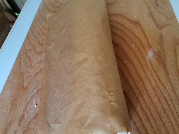 Roláda zo snehového cesta s čučoriedkami (fotorecept) - obrázok 6
