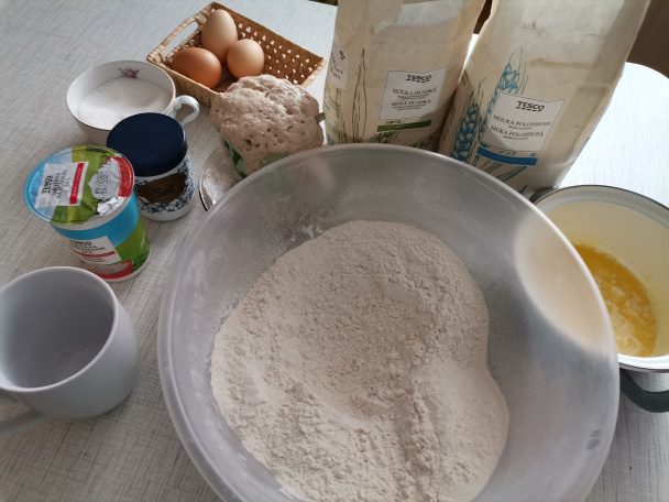 Pizza trojuholníky zo šľahačkového cesta (fotorecept) - obrázok 1