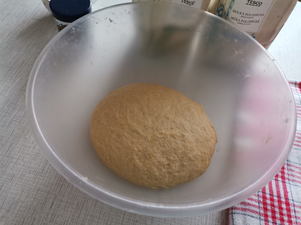 Pizza trojuholníky zo šľahačkového cesta (fotorecept) - obrázok 2