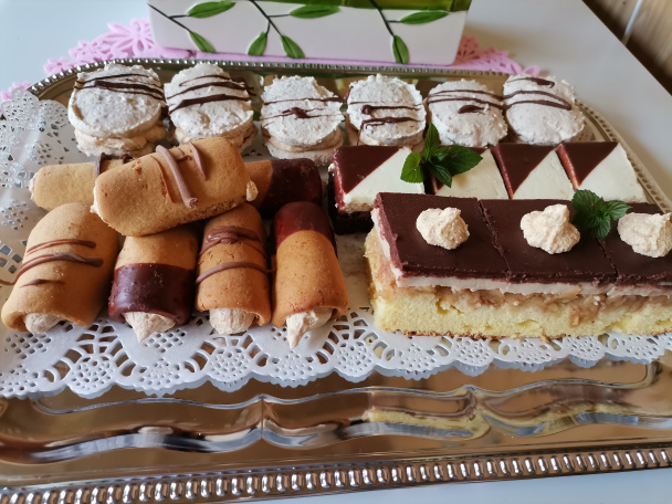 Laskonky s karamelovou plnkou (fotorecept) - obrázok 10