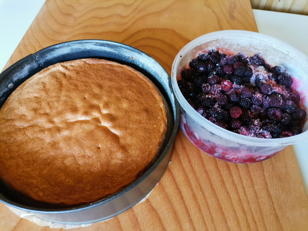 Ovocná torta s černicovým želé (fotorecept) - obrázok 3