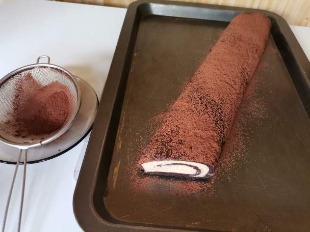 Kávová roláda s tiramisu krémom (fotorecept) - obrázok 9