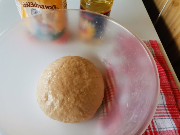 Jemné šišky plnené marmeládou (fotorecept) - obrázok 3