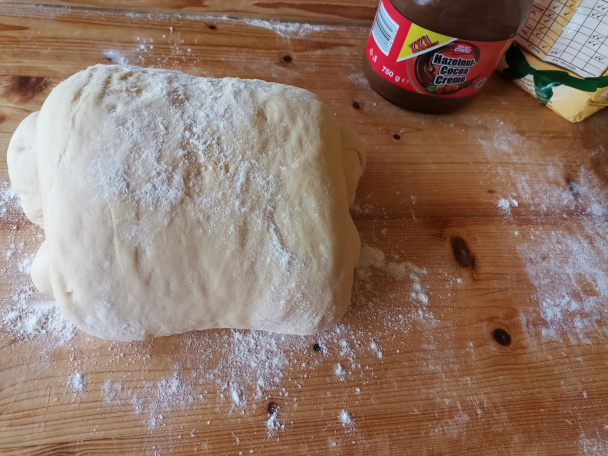 Maslové croissanty plnené Nutellou (fotorecept)  - obrázok 7