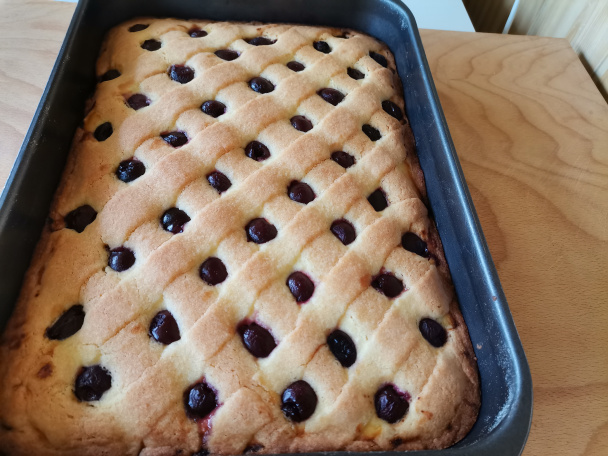 Tvarohový mriežkový koláč s višňami (fotorecept) - obrázok 7