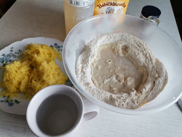 Domáci zemiakový chlieb z hrnčeka (fotorecept) - obrázok 2