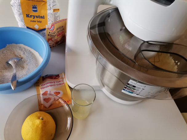 Citrónové rezy s polevou (fotorecept) - obrázok 1