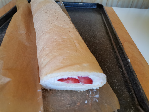 Roláda s mascarpone a jahodami (fotorecept) - obrázok 6
