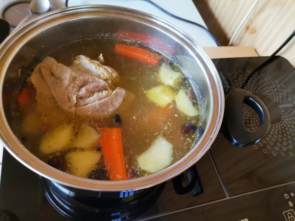 Krúpová polievka s mäsom (fotorecept) - obrázok 1