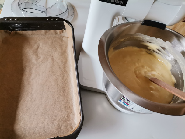 Škoricové rezy s kyslou smotanou (fotorecept) - obrázok 2