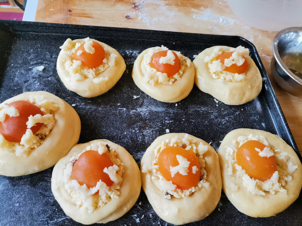 Pečené buchty s tvarohom a marhuľami (fotorecept) - obrázok 7