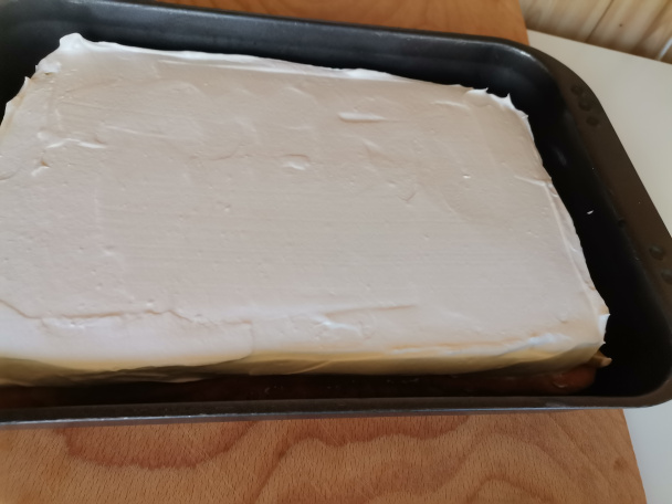 Jablkový zákusok s tvarohovou šľahačkou (fotorecept)  - obrázok 9