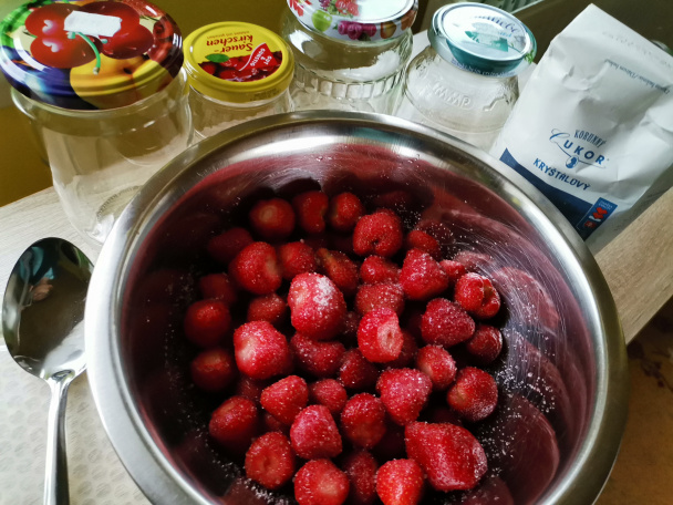 Jahody z chladničky (fotorecept) - obrázok 2