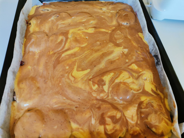 Slivkový zákusok s tvarohom a kyslou smotanou (fotorecept) - obrázok 6