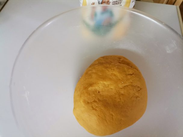 Strúhaný jablkový koláč s bielkovou penou (fotorecept) - obrázok 2