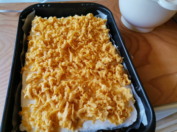 Strúhaný jablkový koláč s bielkovou penou (fotorecept) - obrázok 11