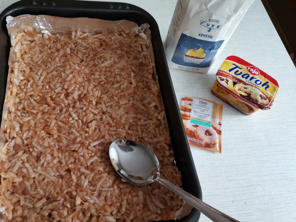 Obrátený jablkový zákusok s citrónovým krémom (fotorecept) - obrázok 2