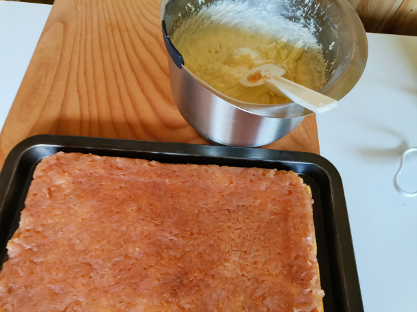 Obrátený jablkový zákusok s citrónovým krémom (fotorecept) - obrázok 9